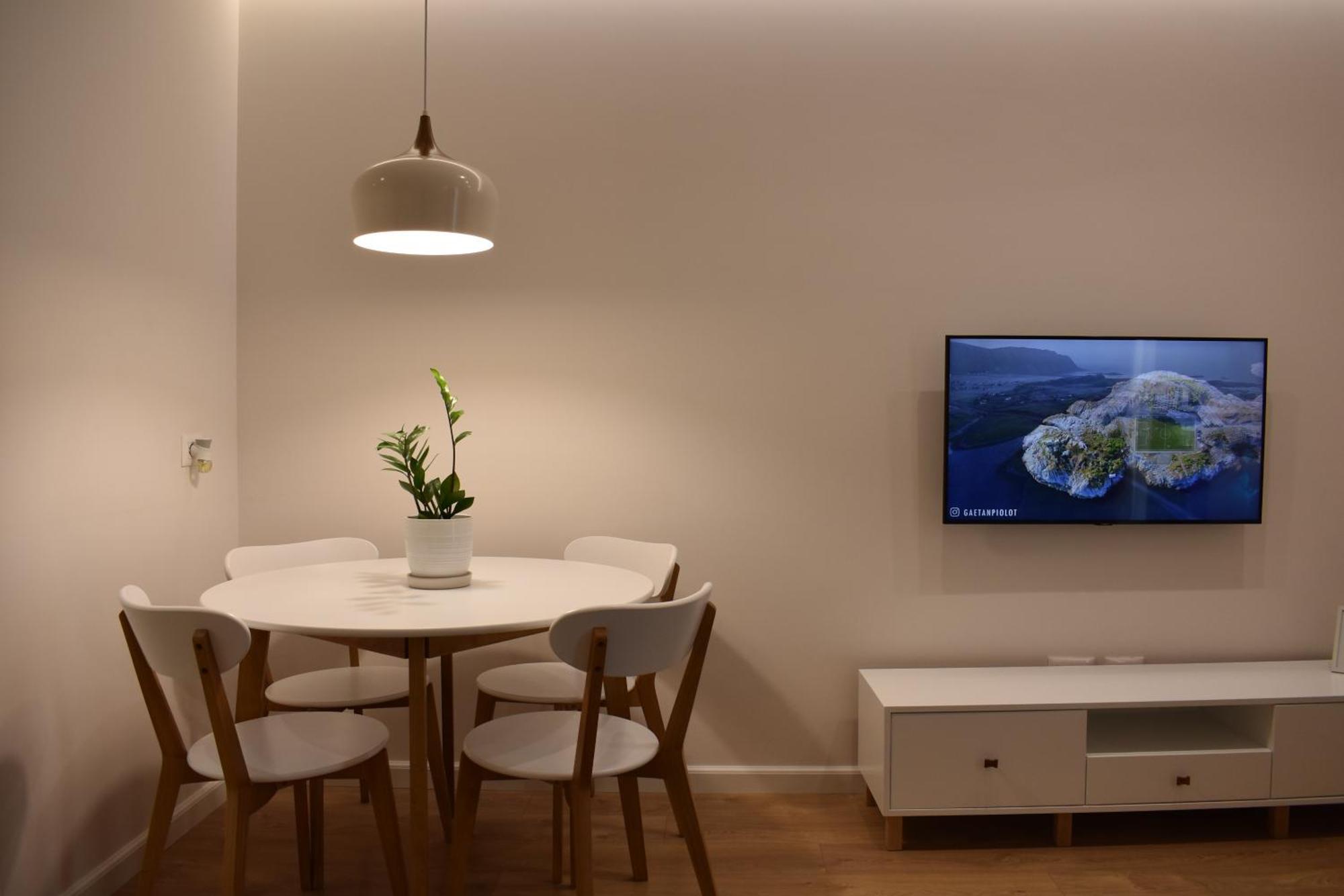 Tam Skanderbeg Square Serviced City Center Apartment No1 Τίρανα Εξωτερικό φωτογραφία