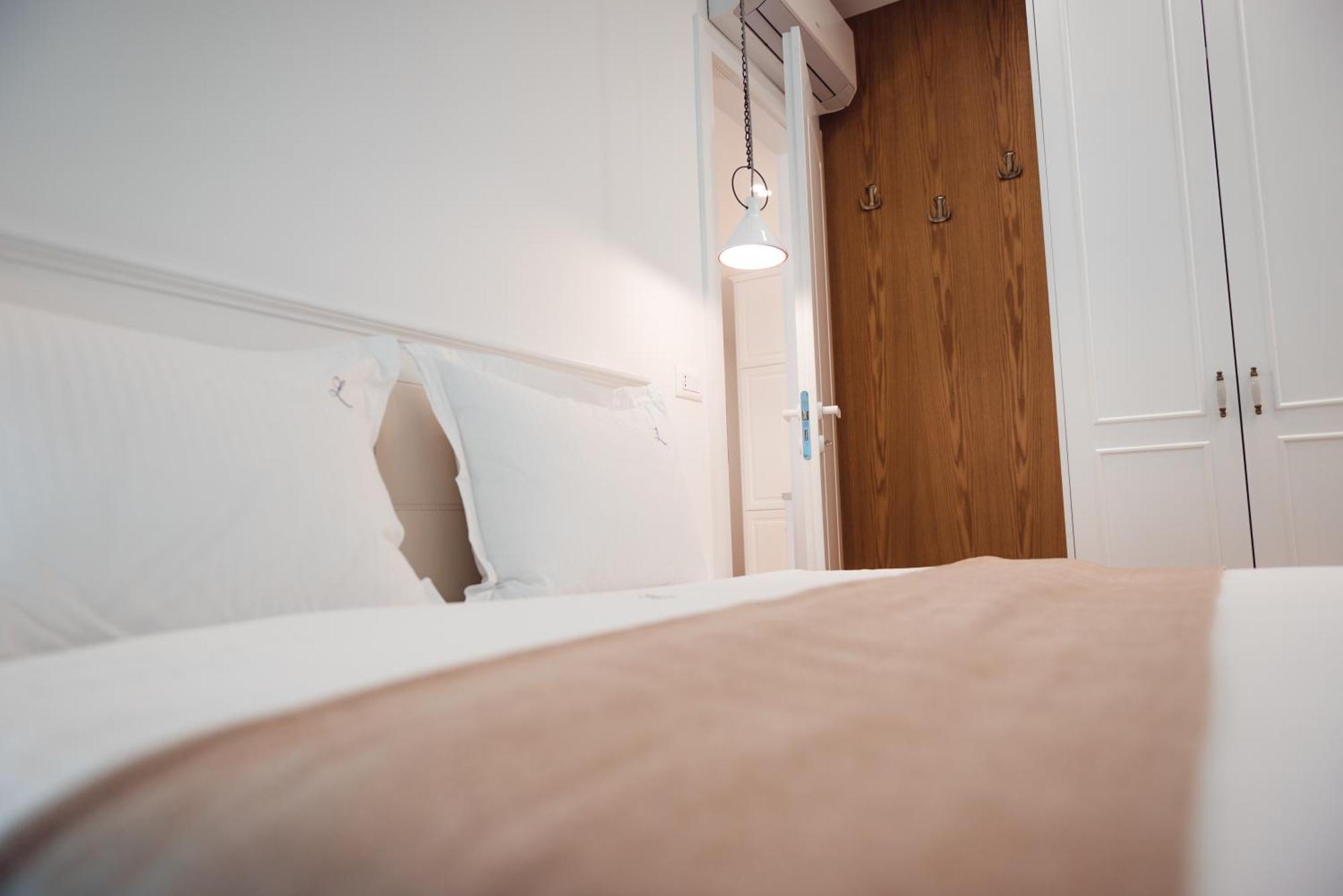 Tam Skanderbeg Square Serviced City Center Apartment No1 Τίρανα Εξωτερικό φωτογραφία